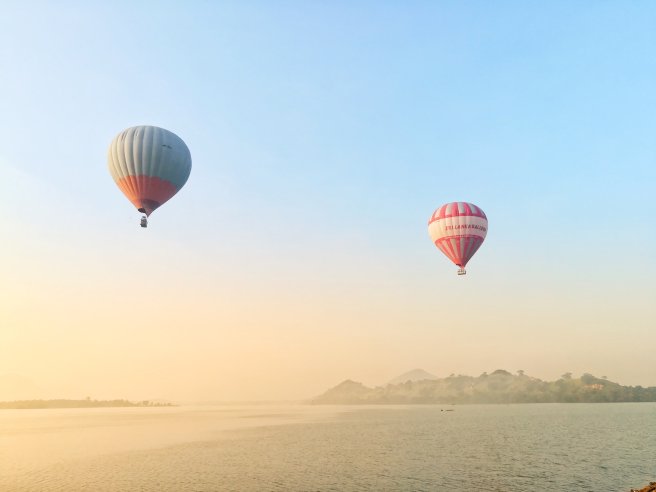 Aloka Sanna Vue Montgolfiere Agence Voyage Sri Lanka